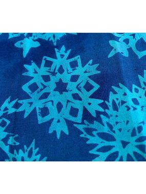 Blue Snowflake Pattern Cotton Fabric 1/2 yard x 44" Quilting Sewing